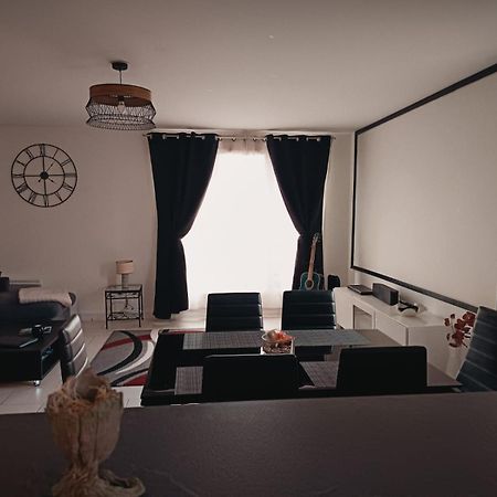 Duplex Proche Disney Avec Ecran Cinema เชสซี ภายนอก รูปภาพ