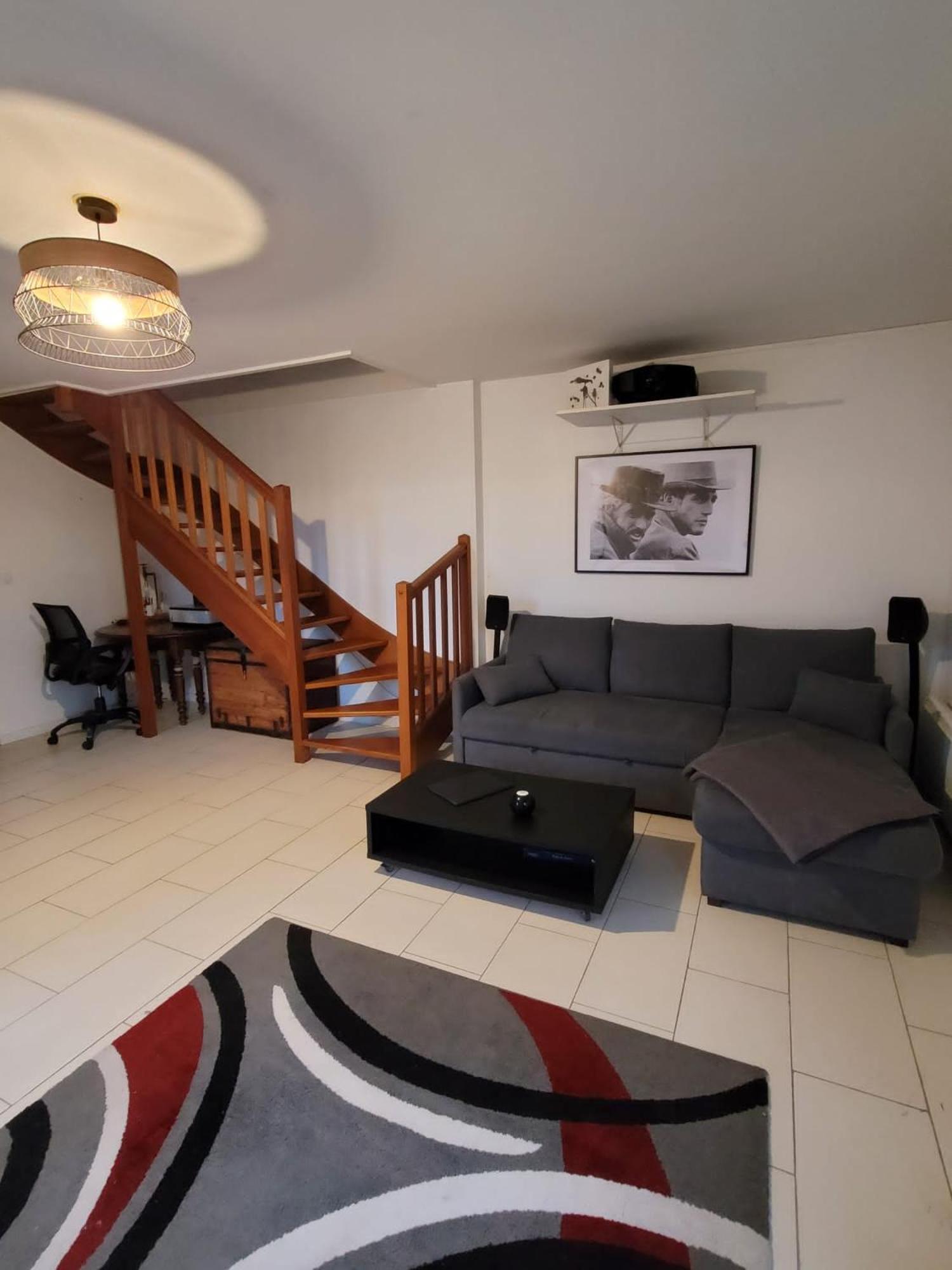 Duplex Proche Disney Avec Ecran Cinema เชสซี ภายนอก รูปภาพ